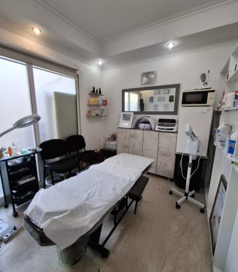 Cute Beauty Center 11